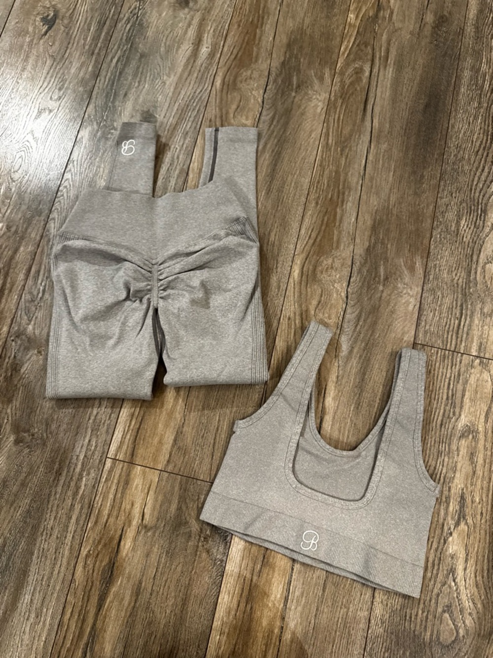 Bombshell sportswear seamless set